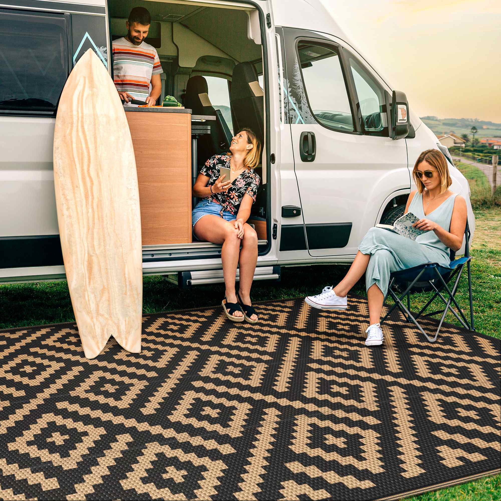 DEORAB Outdoor Rugs Waterproof Plastic Straw Mat 6'x9' Reversible for RV Patio Deck Beach Black & Brown - Image 4